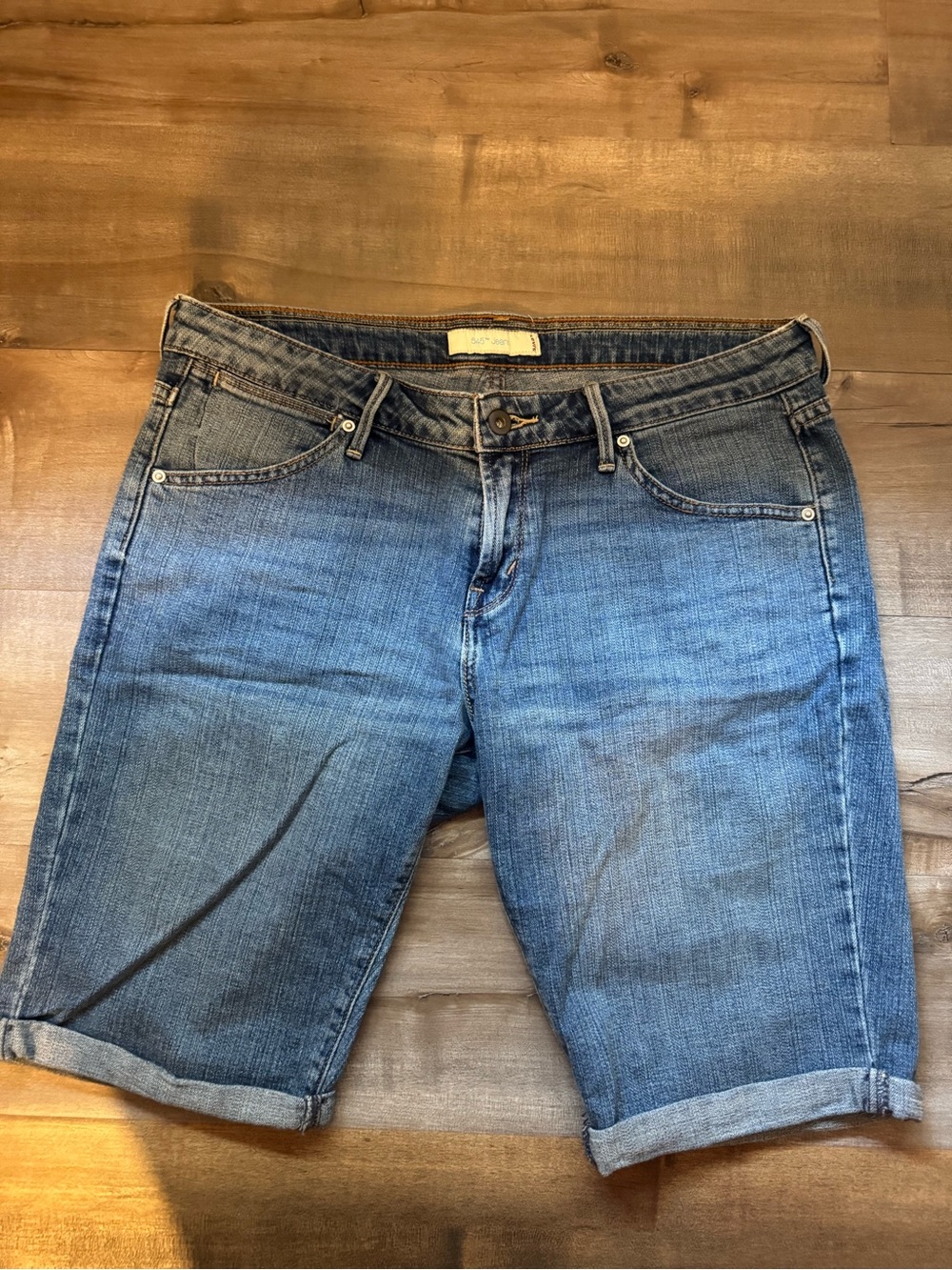 Levi's 545 Relaxed Fit Blue Denim Shorts